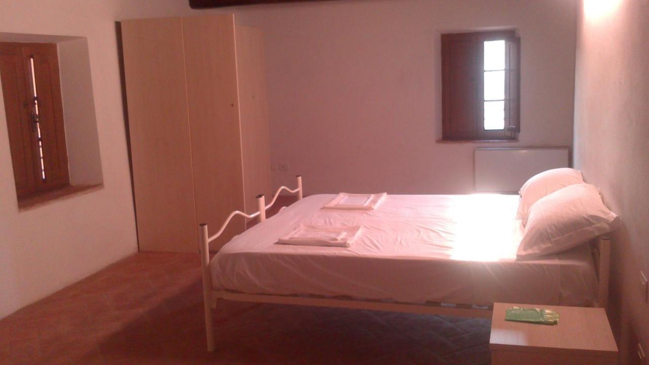 אלטופאשיו Hostal Badia מראה חיצוני תמונה